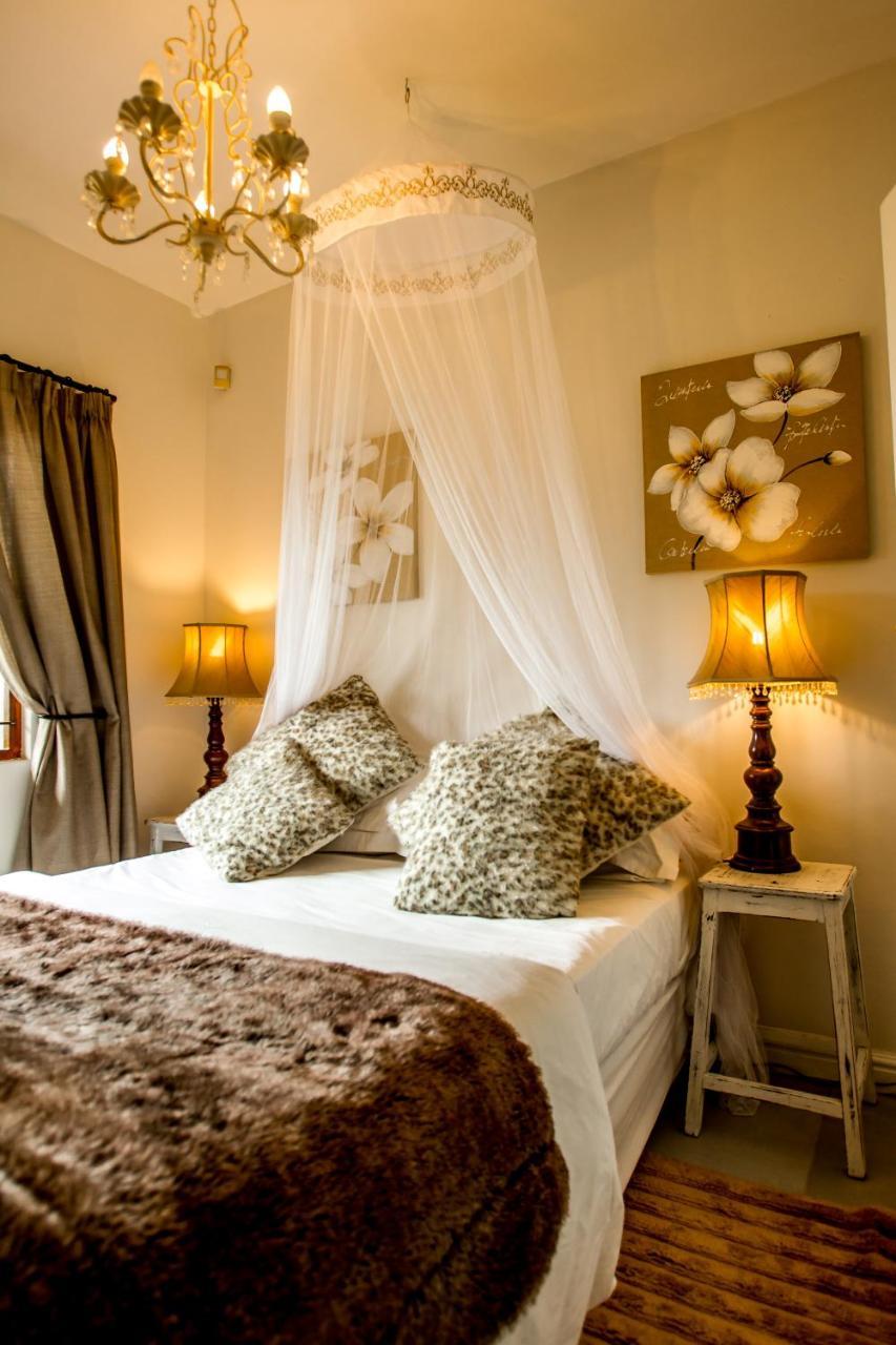 A Whale Of A View Bed & Breakfast เพลตเตนเบิร์กเบย์ ภายนอก รูปภาพ