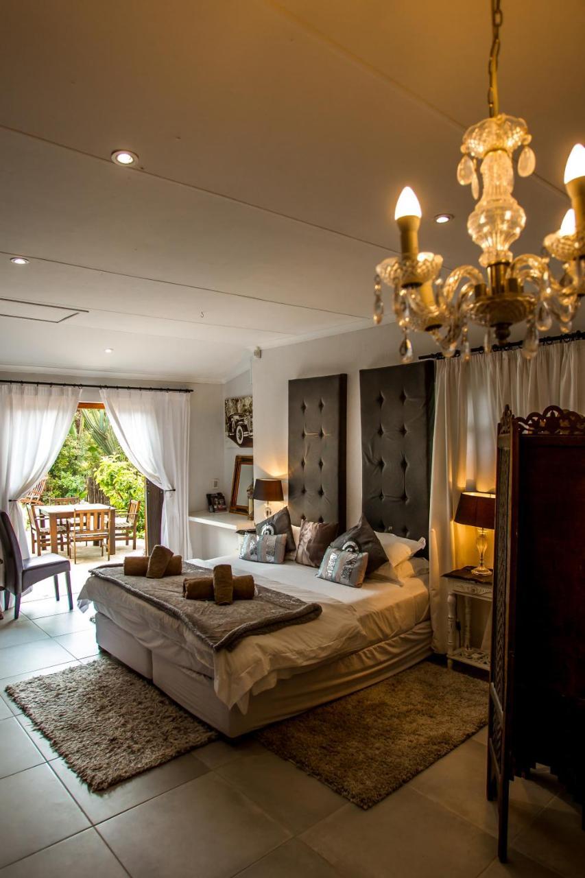 A Whale Of A View Bed & Breakfast เพลตเตนเบิร์กเบย์ ภายนอก รูปภาพ